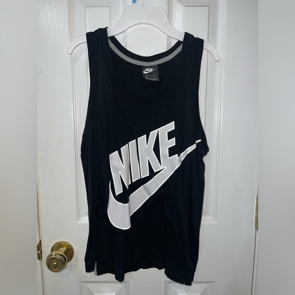 Nike tank